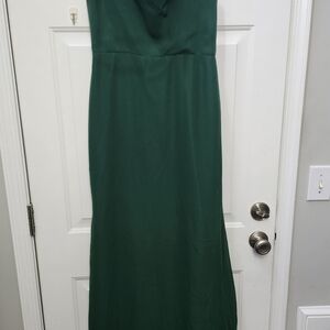 Elegant Green Evening Gown